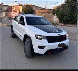 جیپ گراند شیرۆکی